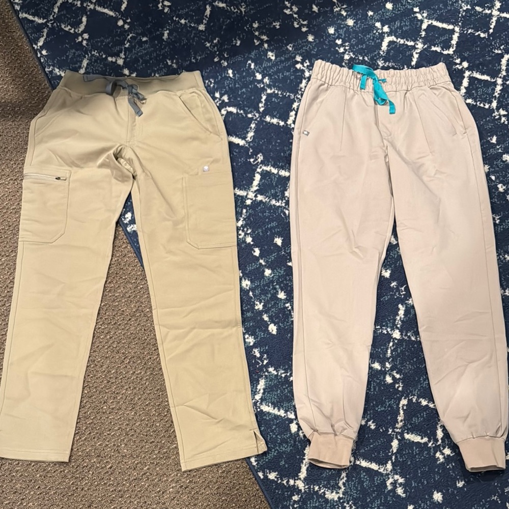 Figs Tan and SAND XS  NWT Scrub pants Jogger and Skinny